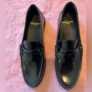 Saint Laurent Black leather Penny Le Loafers 39